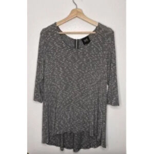 W5 Women's Black White Stripe Hi-Low Knit Top